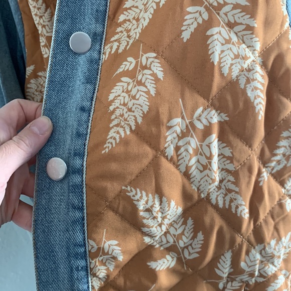 Fern Print Quilted Denim Jacket - Picture 3 of 5